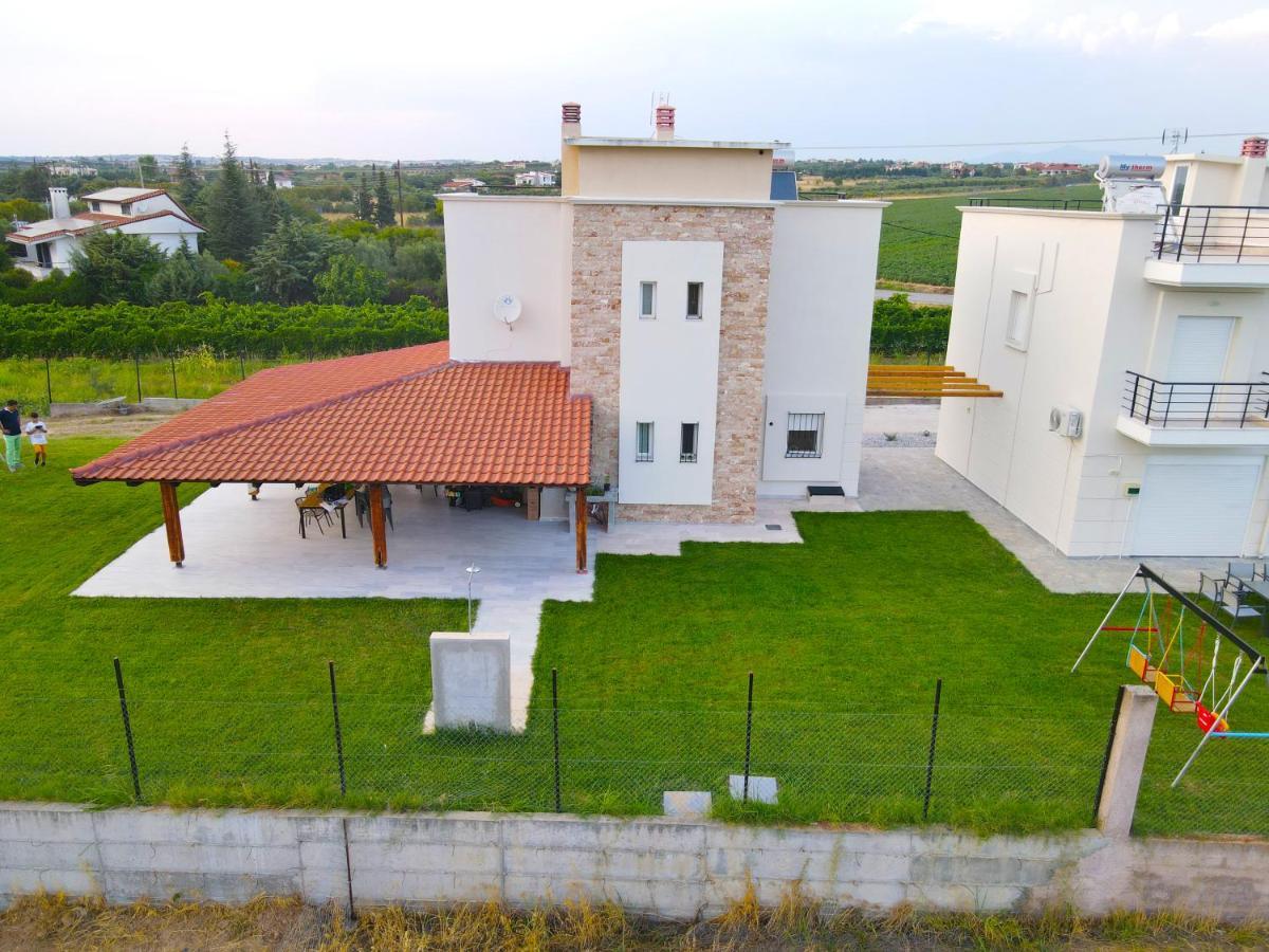 Mythic Villas Epanomi Exterior photo